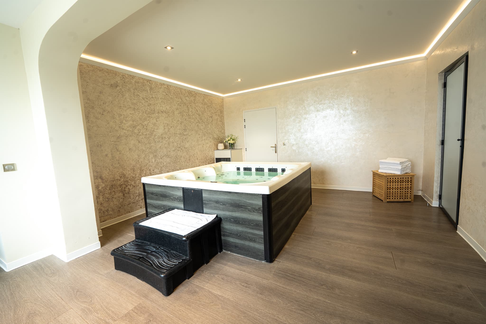 Jacuzzi